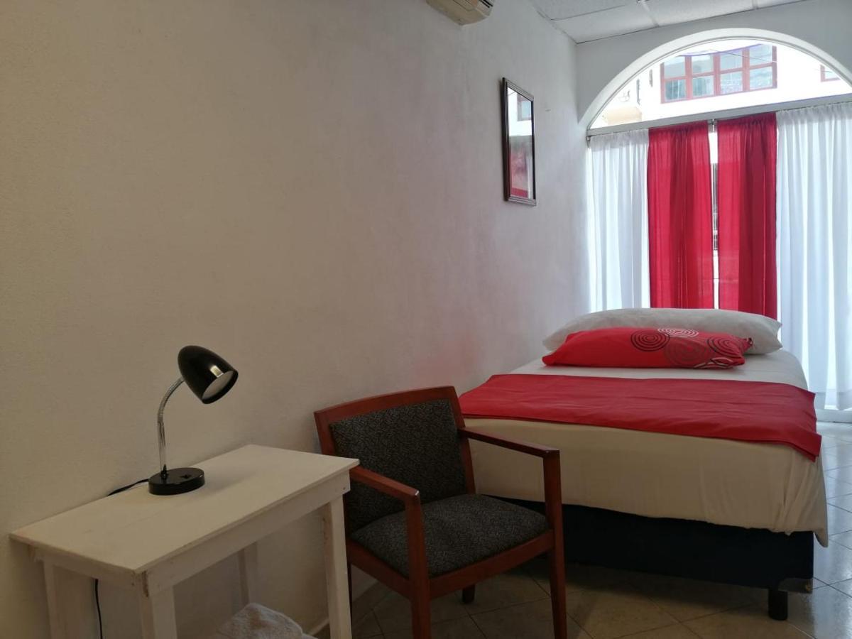 Boutique Basic Hotel 巴亞爾塔港 外观 照片