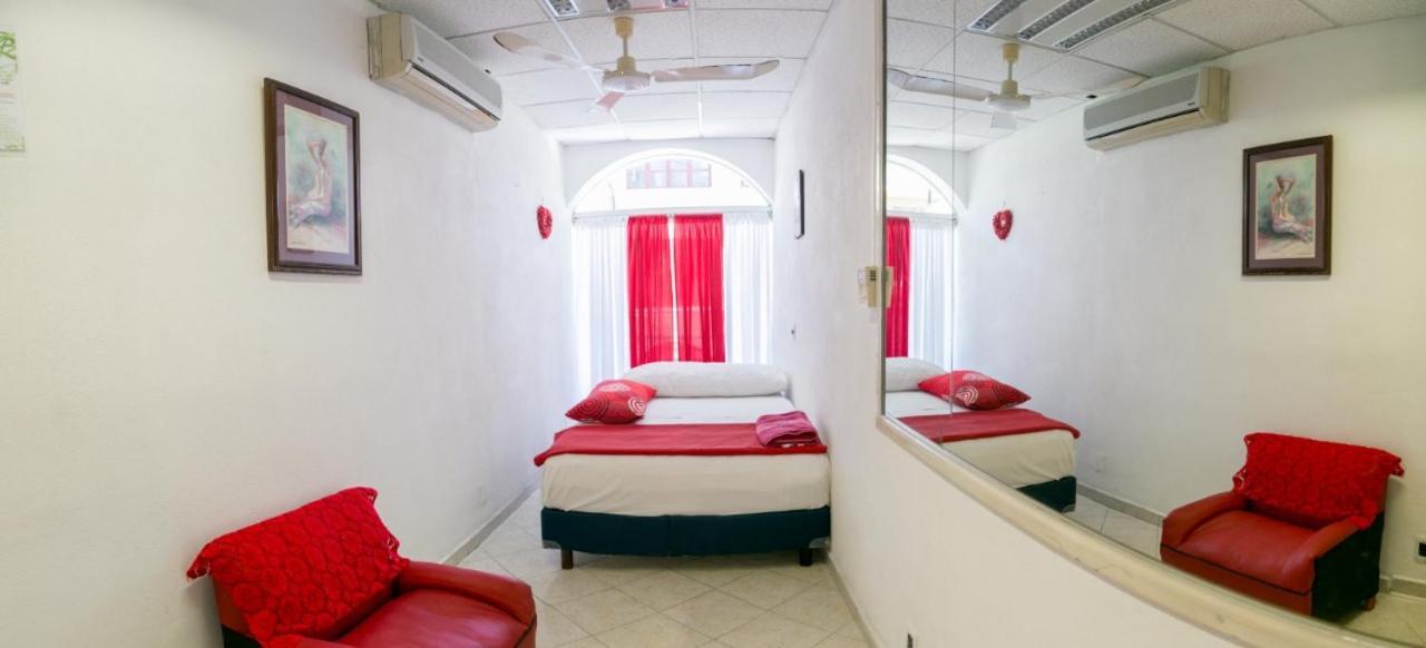 Boutique Basic Hotel 巴亞爾塔港 外观 照片